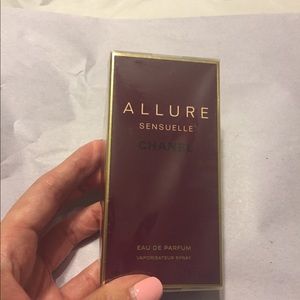 Allure sensuelle 1.7 edp sealed!